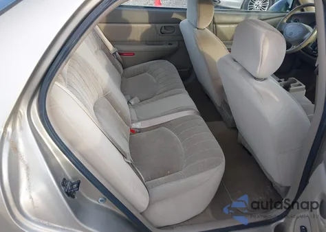 2001 Buick Century Custom z USA, uszkodzony, nr VIN 2G4WS52J811321812